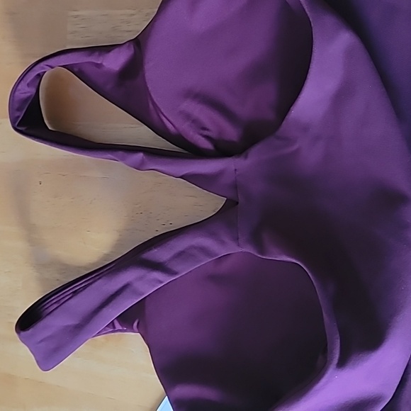 ALO Yoga Real Bra Tank - Picture 6 of 8